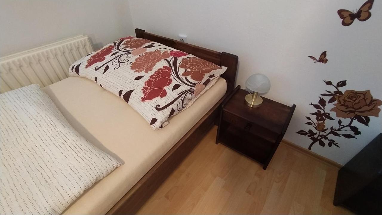 Apartman U Spycharu Bile Policany Exterior photo