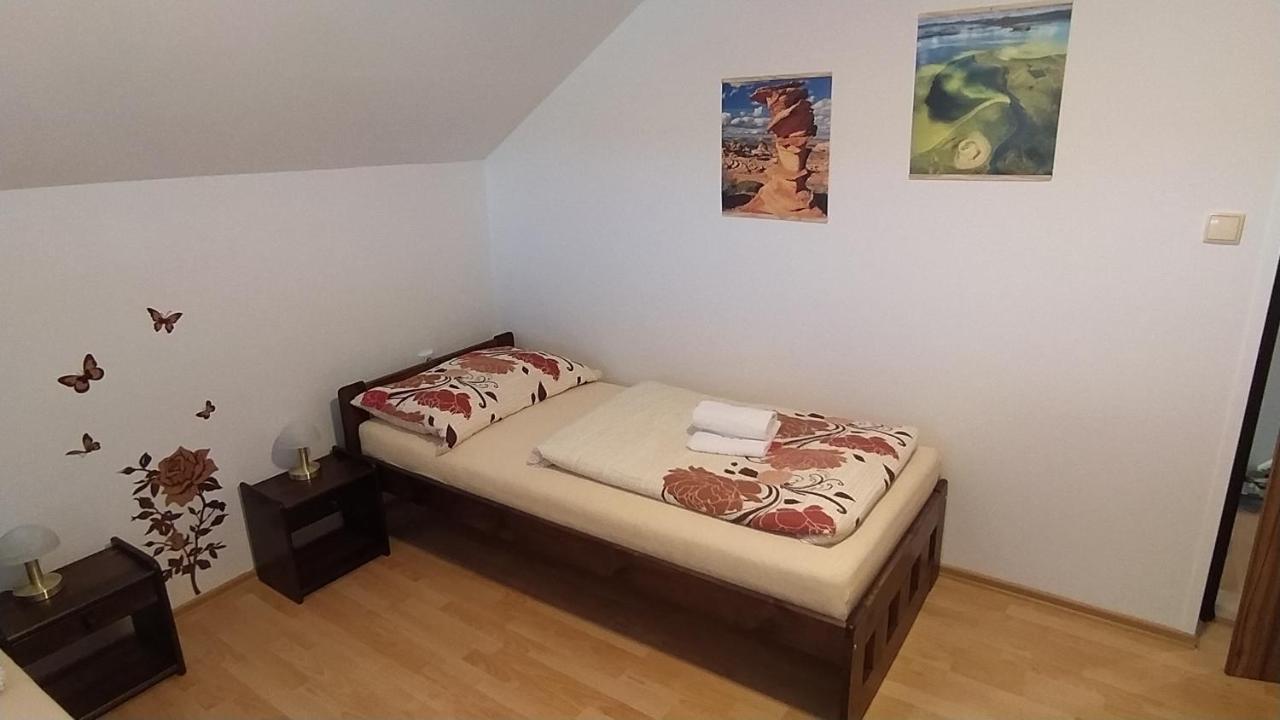 Apartman U Spycharu Bile Policany Exterior photo